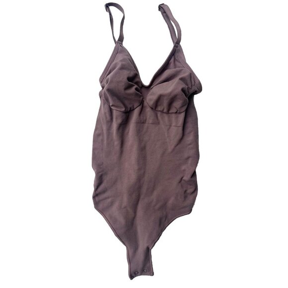 RARE SKIMS Seamless Sculpt Thong Bodysuit Color Purple Size S/M SH-BST-0200 NWOT - Picture 1 of 13